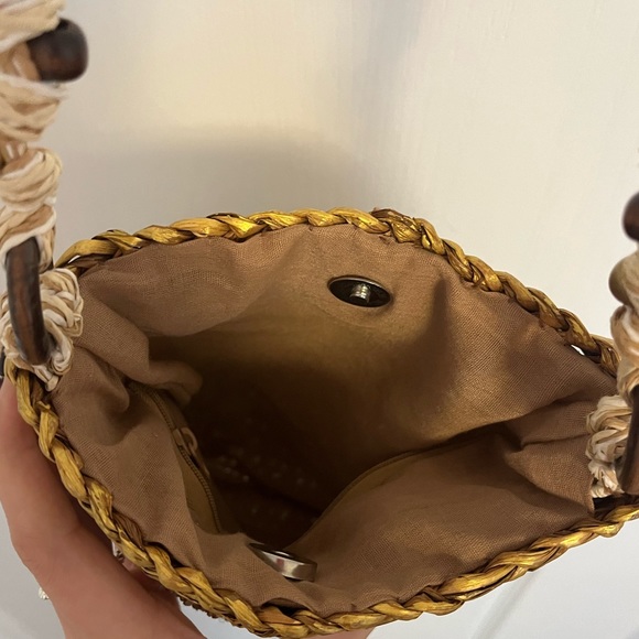 Woven Cappelli Crossbody Purse - Picture 3 of 7